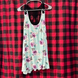 Midnight Hour Size 1 Floral Skull Back Tank Top
